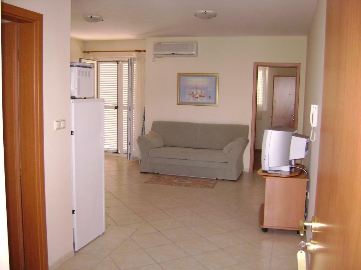 Dalmacia Apartments Срима Екстер'єр фото