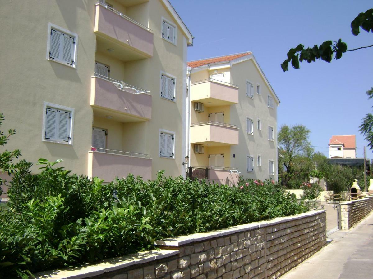 Dalmacia Apartments Срима Екстер'єр фото