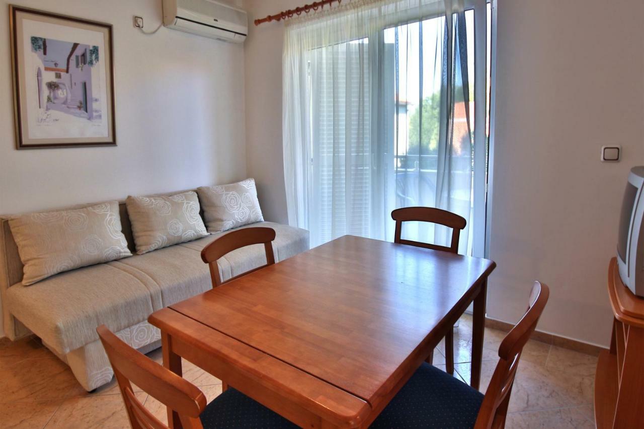 Dalmacia Apartments Срима Екстер'єр фото
